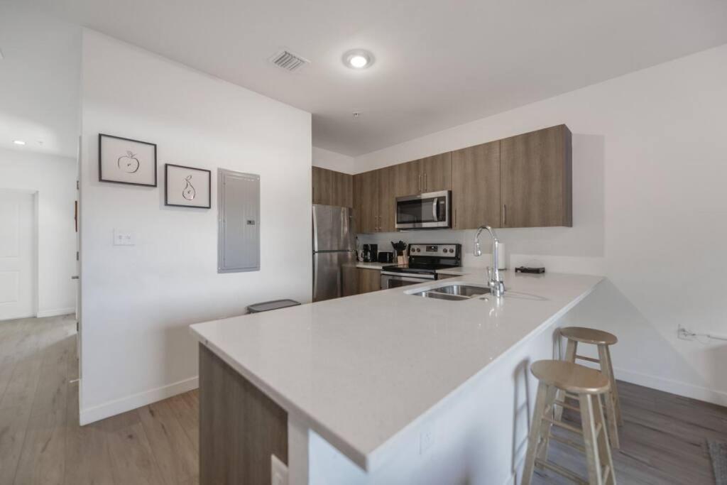 Hébergement de vacances Wonderful Townhouse With 3 Bedrooms *